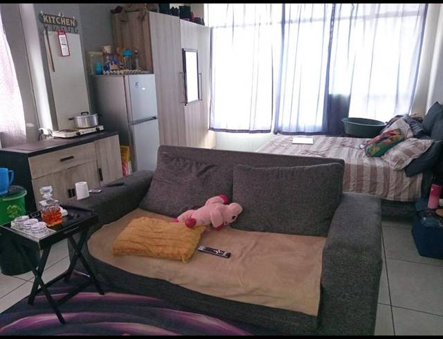 3 BEDROOM APARTMENT FOR SALE IN SUNNYSIDE